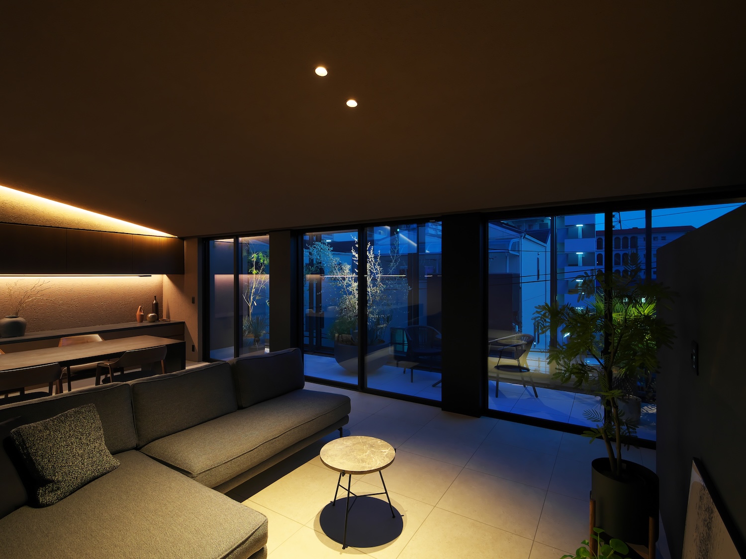 FLOOR モデルハウスプロジェクト