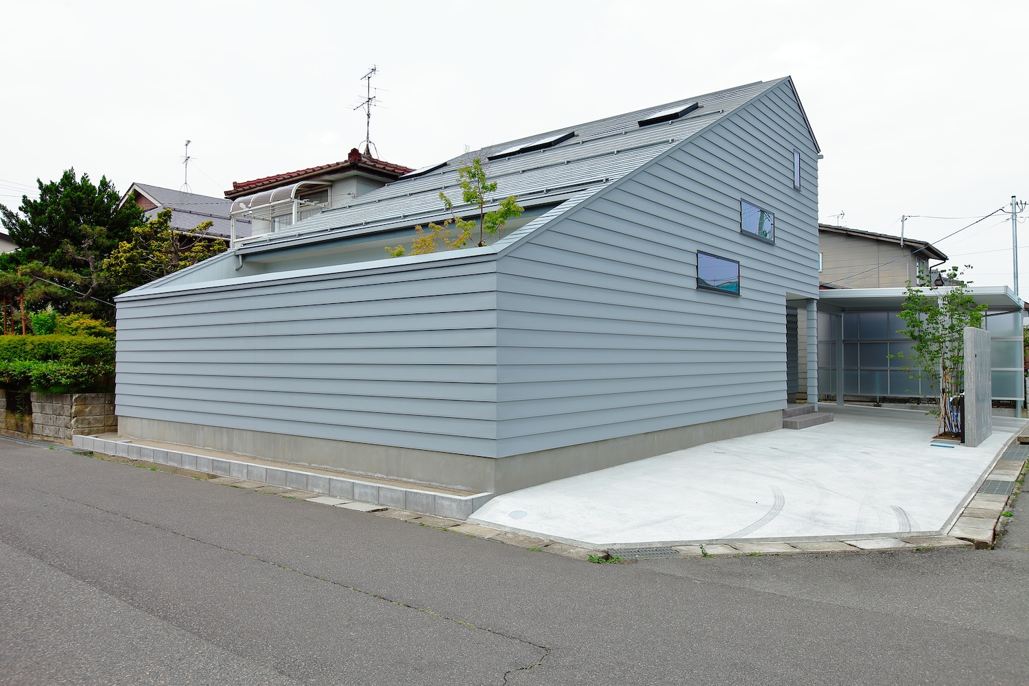 H House